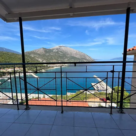 Oceanis 2* Poros (Kefalonia)
