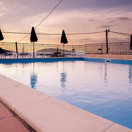 Oceanis 2* Poros (Kefalonia)