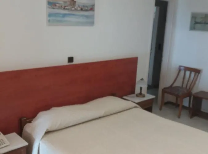Hotel Oceanis 2*