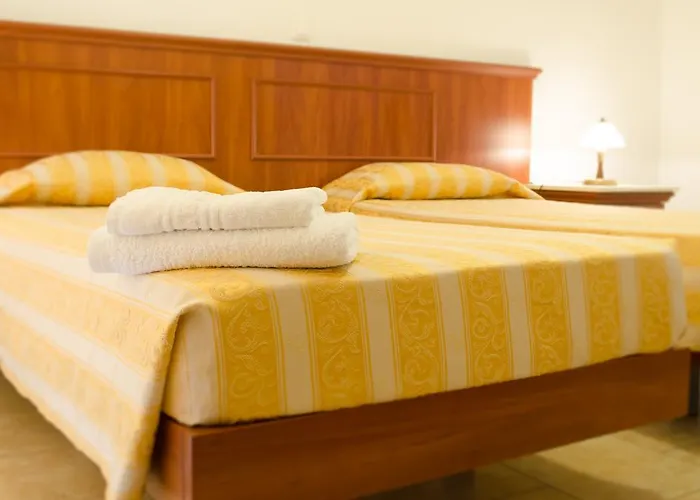 Oceanis 2* Poros (Kefalonia)