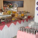 Oceanis فندق 2*